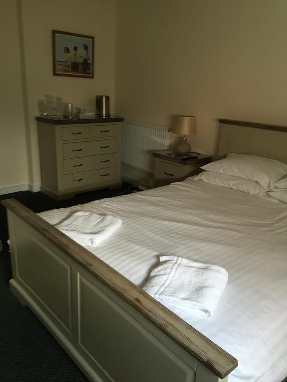 The Dorrington Hotel Halstead  Eksteriør billede